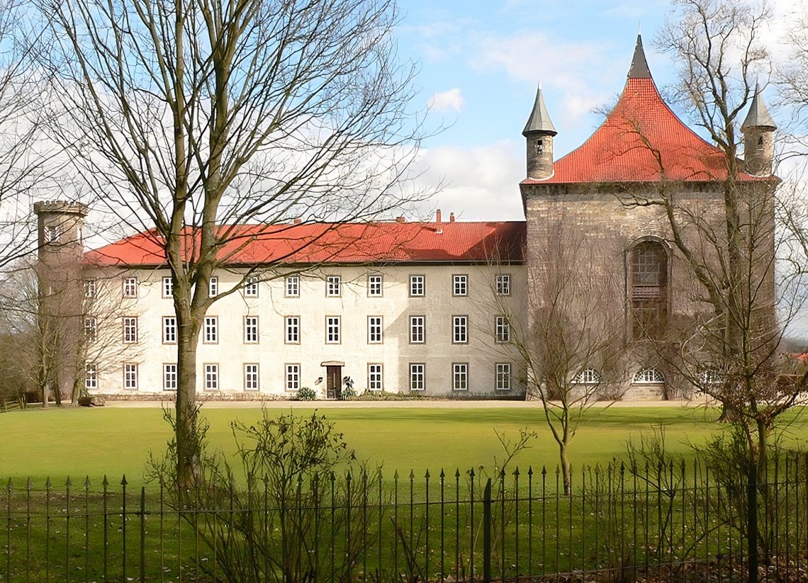 Derneburg_Schloss-transformed.jpeg.jpg